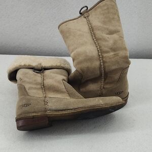 UGG Women's Beige Winter Boots